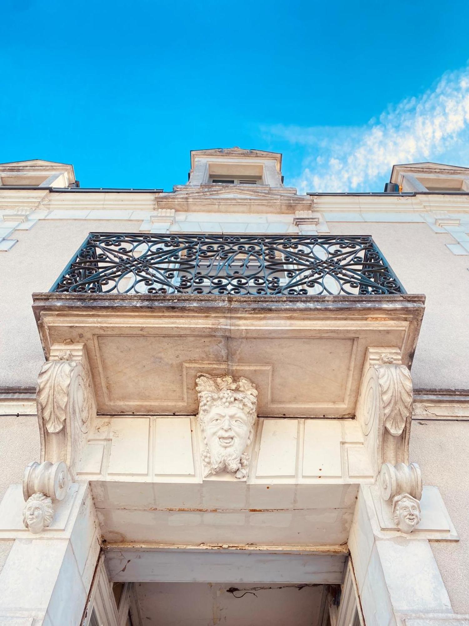 Le Haussmann ⸱ Stationnement Gratuit ⸱ Fibre Appartement Déols Buitenkant foto